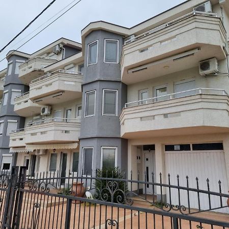 Il Freddo Apartments อุลซิน ภายนอก รูปภาพ