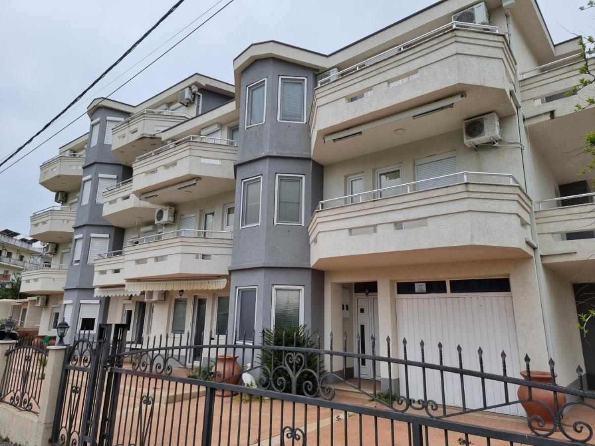 Il Freddo Apartments อุลซิน ภายนอก รูปภาพ