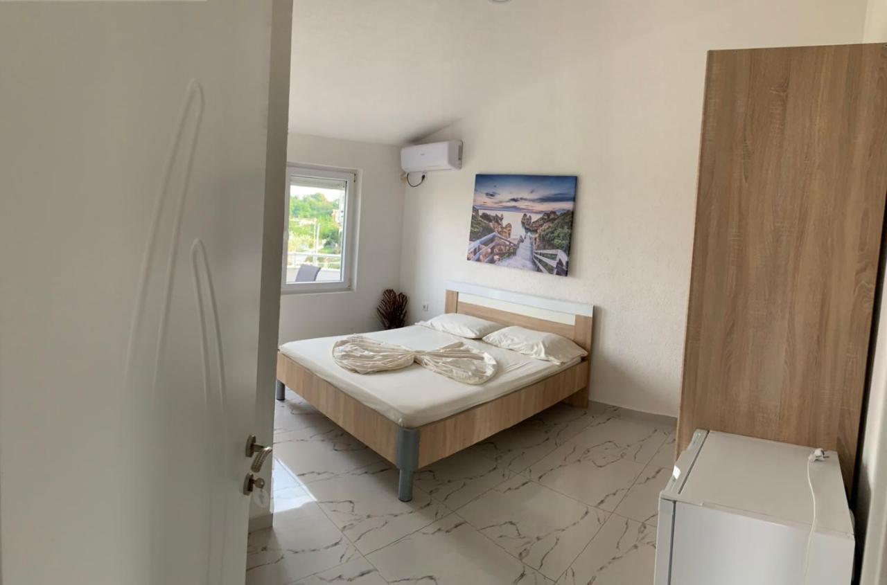 Il Freddo Apartments อุลซิน ภายนอก รูปภาพ