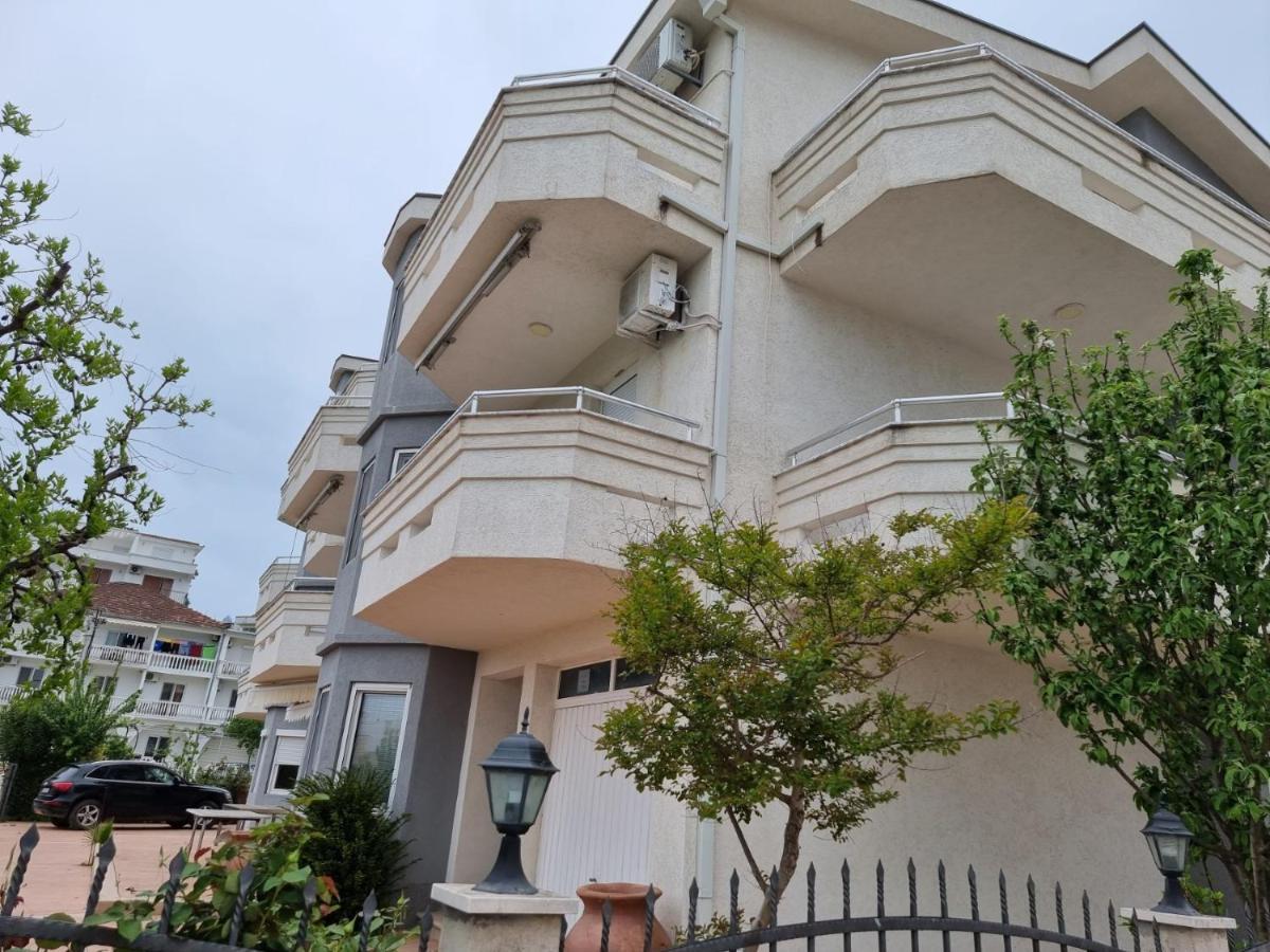 Il Freddo Apartments อุลซิน ภายนอก รูปภาพ